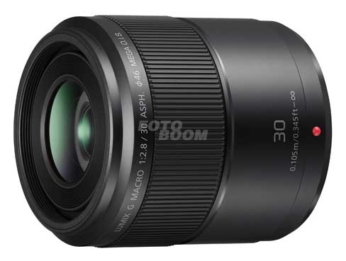 30mm f/2,8 Mega OIS