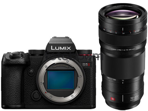 LUMIX S5M2 + 70-200mm f/4 OIS Pro WINTER
