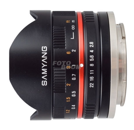 8mm f/2,8 UMC Fuji X Negro 