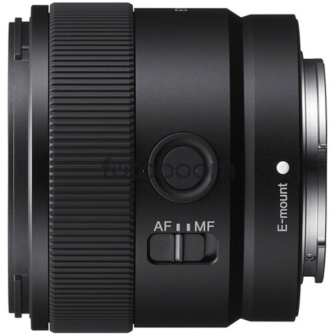 11mm f/1.8