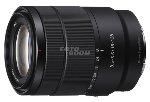 18-135mm f/3.5-5.6 OSS -KIT-